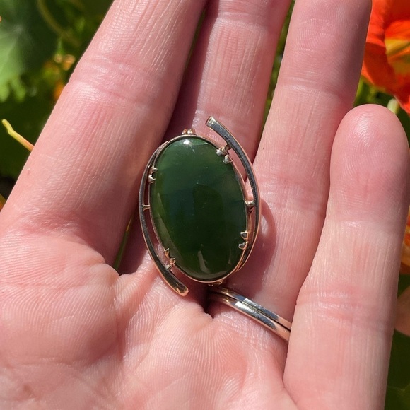 Antique Nephrite Jade 9K Brooch - Picture 3 of 15